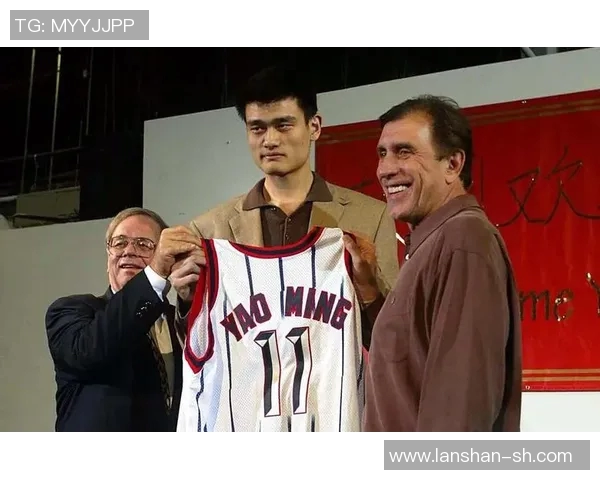 姚明荣誉解说：从篮球巨星到体育文化传播者的辉煌旅程