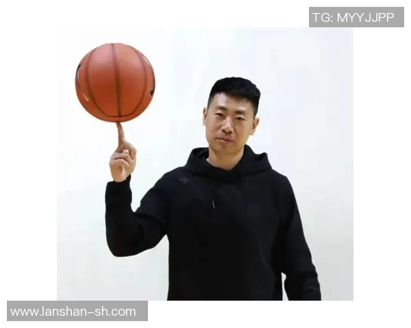 明星篮球教练亲自开馆教学视频带你领略篮球魅力与技巧的完美结合